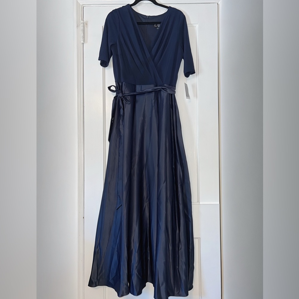 Alex Evenings Ballgown - Picture 5 of 14